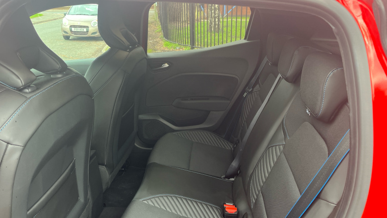 Renault Clio 1.6 E-TECH full hybrid 145 Esprit Alpine 5dr Auto Hybrid Hatchback